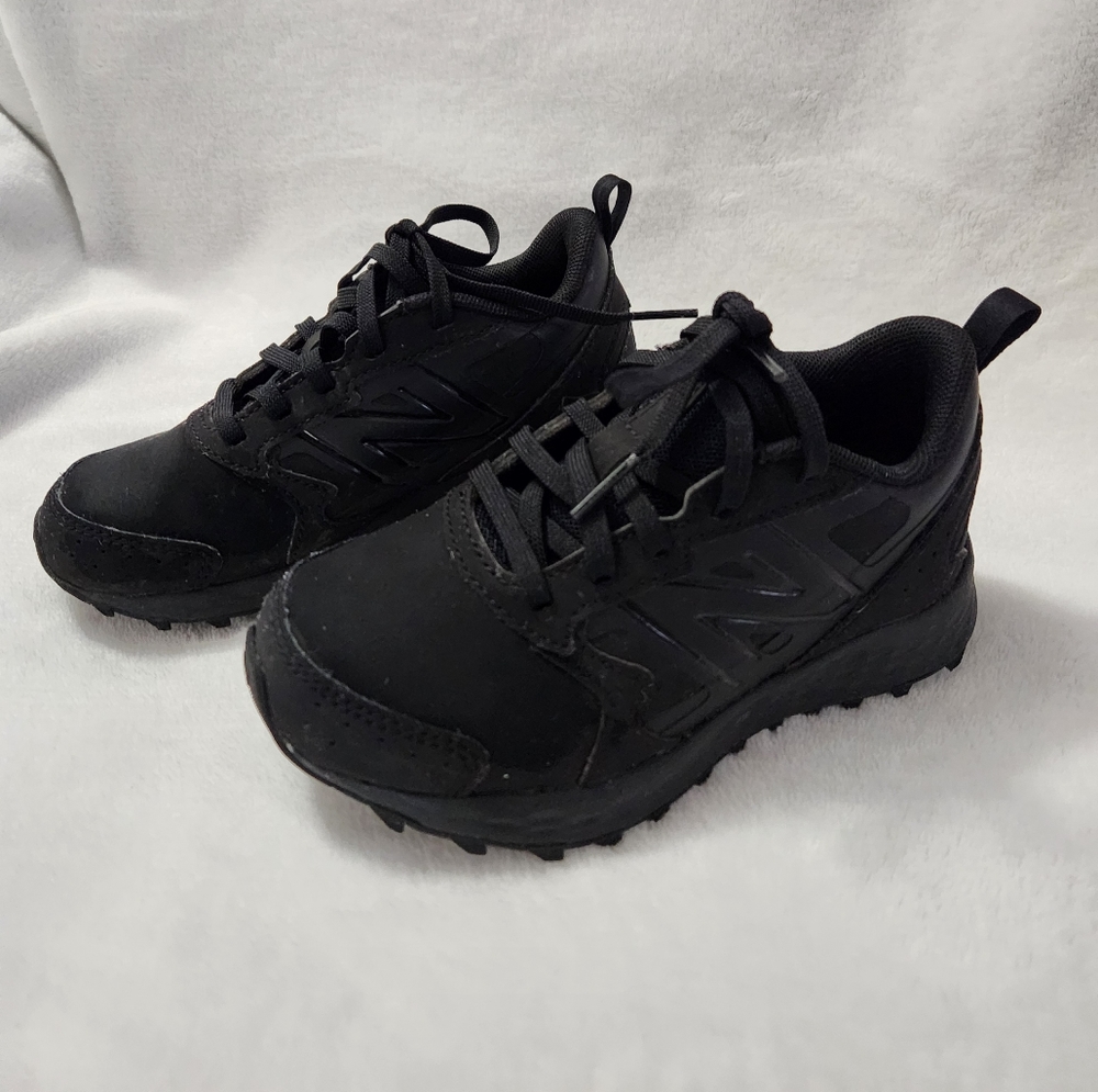 Kids Xtra Wide New Balance Fresh Foam 650v1